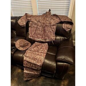 New Frogg Toggs XL hunting outdoors